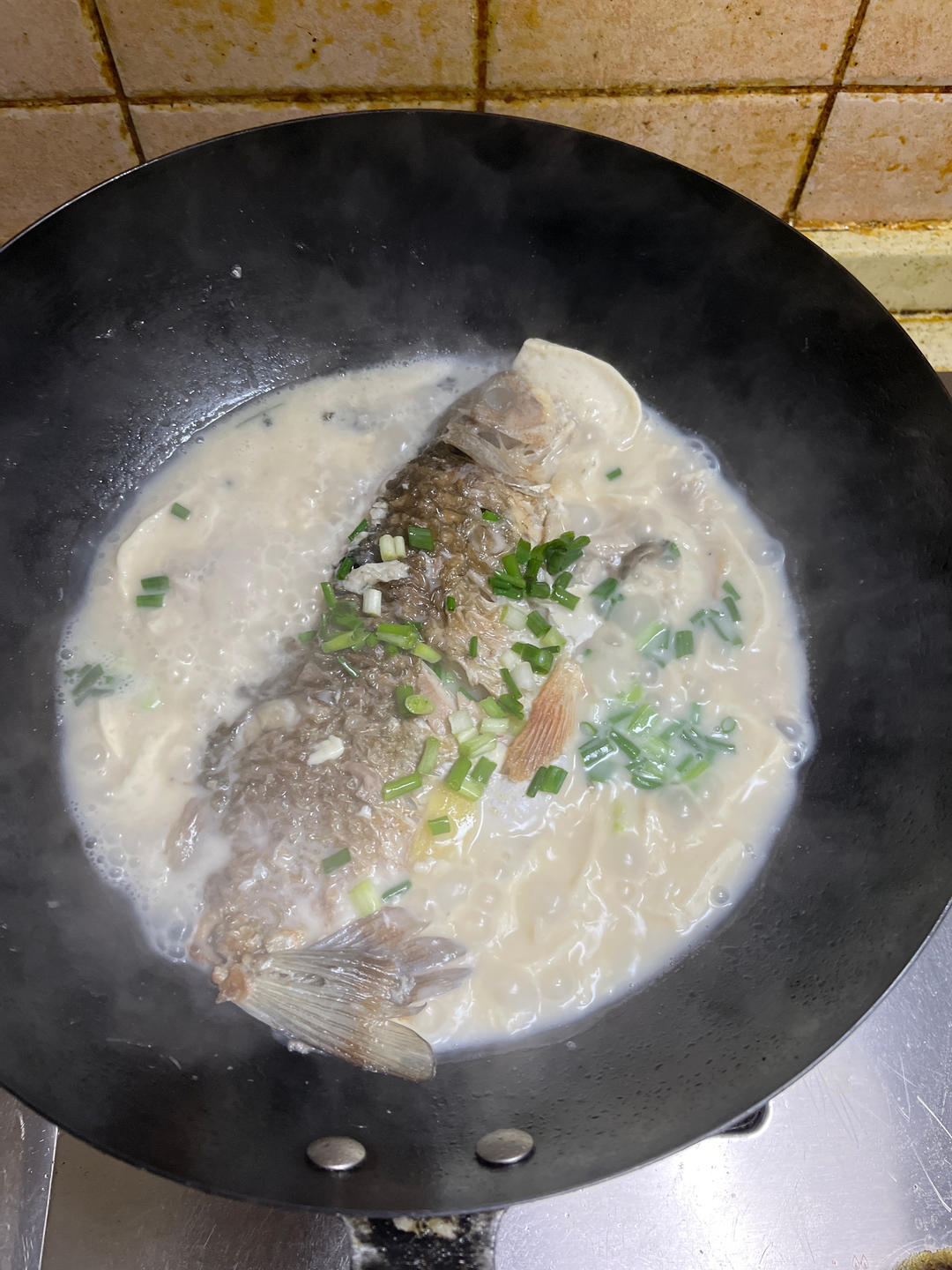 奶白鲫鱼豆腐汤|一条鱼最后的温柔