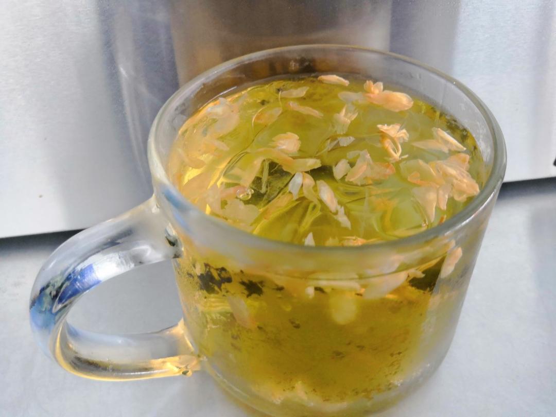 茉莉花茶(和饮料一模一样)