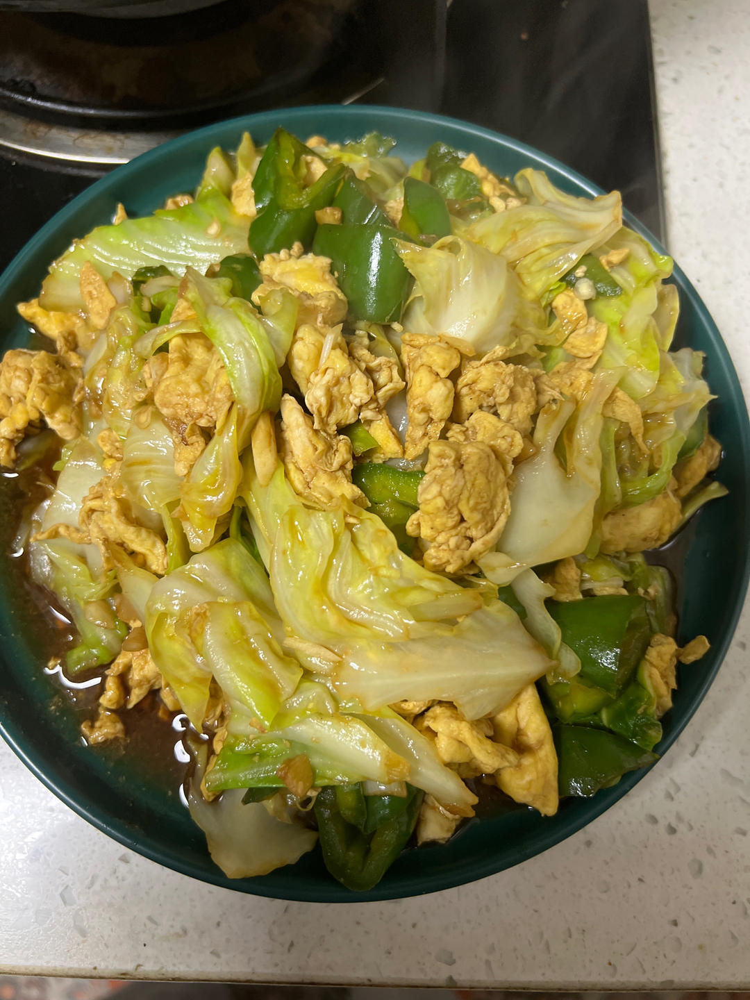 超级下饭的家常菜！给肉都不换的包菜炒鸡蛋