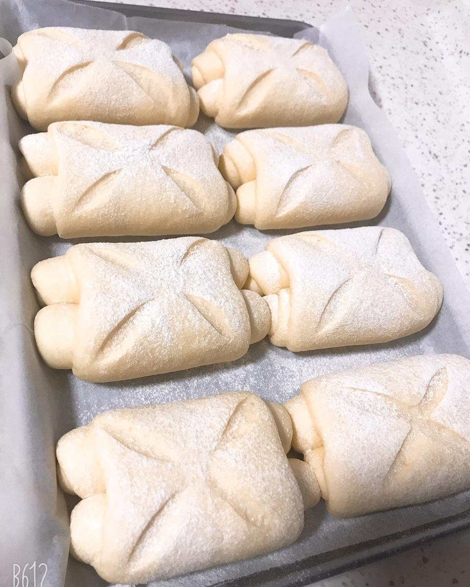 软到不知所措的牛奶卷
