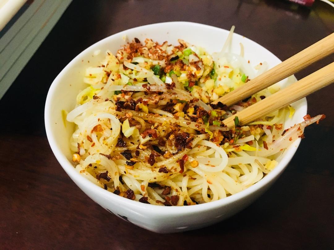 挂面版油泼面