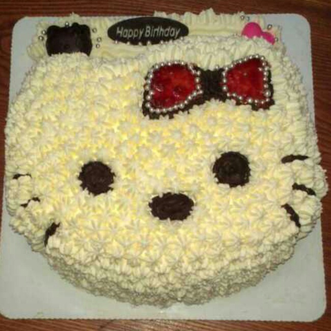 生日蛋糕&白色情人节｛HelloKitty凯蒂猫蛋糕｝