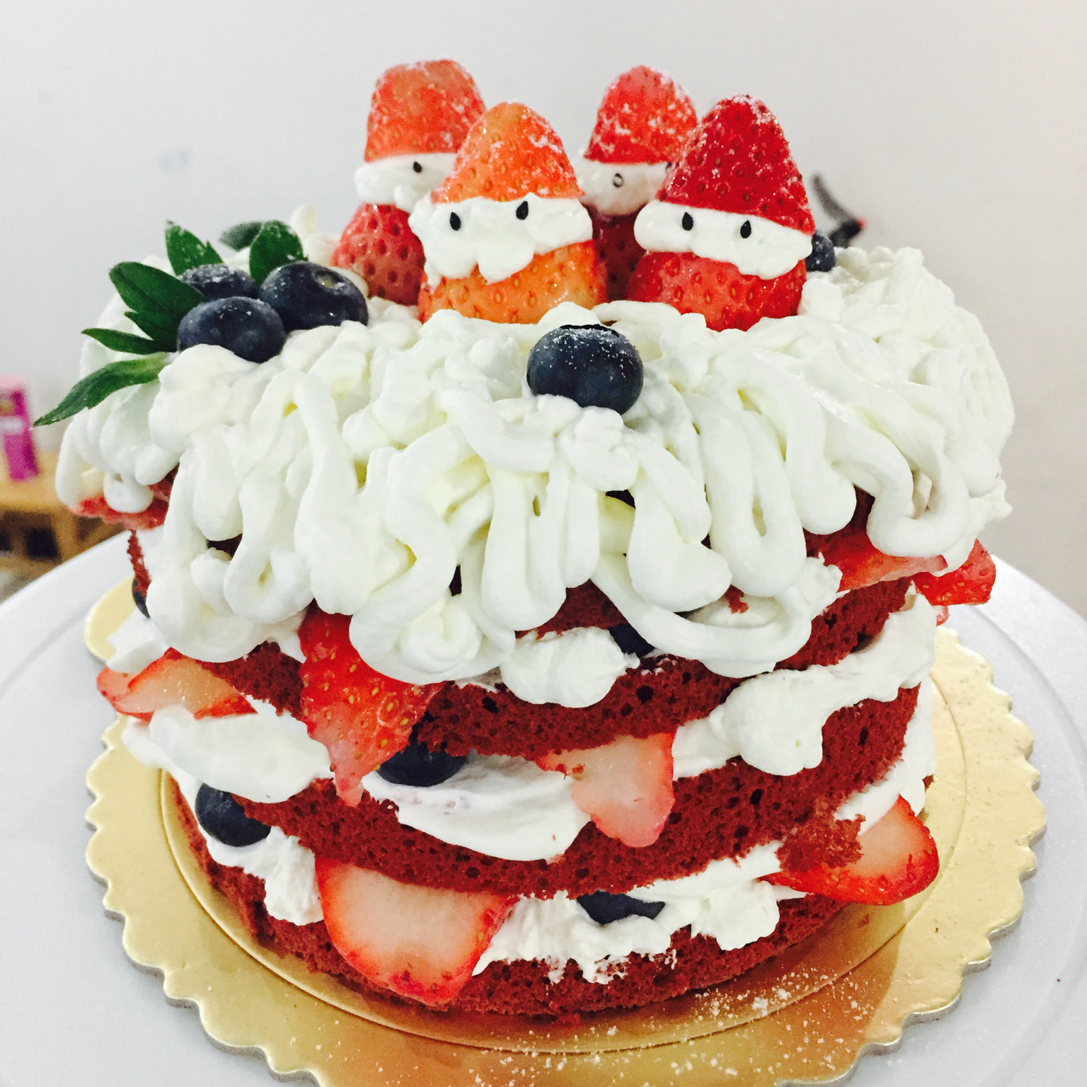 圣诞草莓雪人 红丝绒戚风裸蛋糕