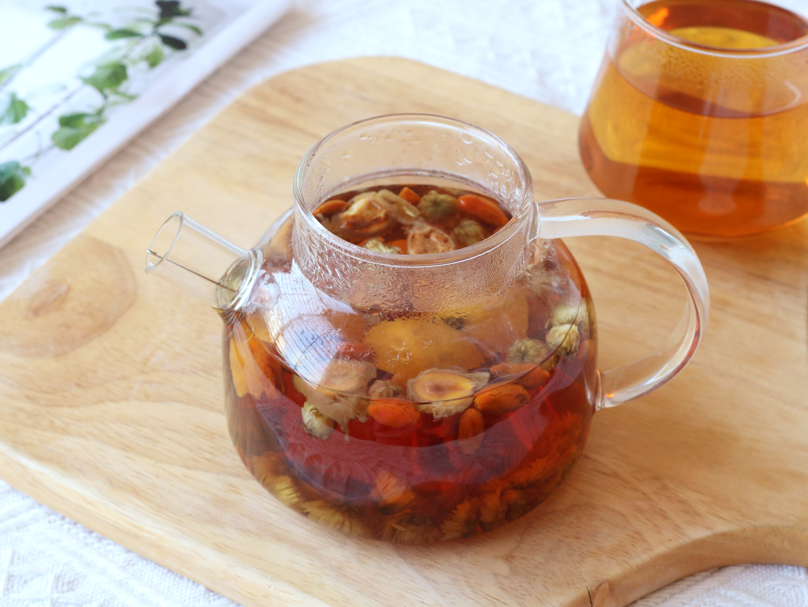 三宝茶—罗汉果菊花茶的做法