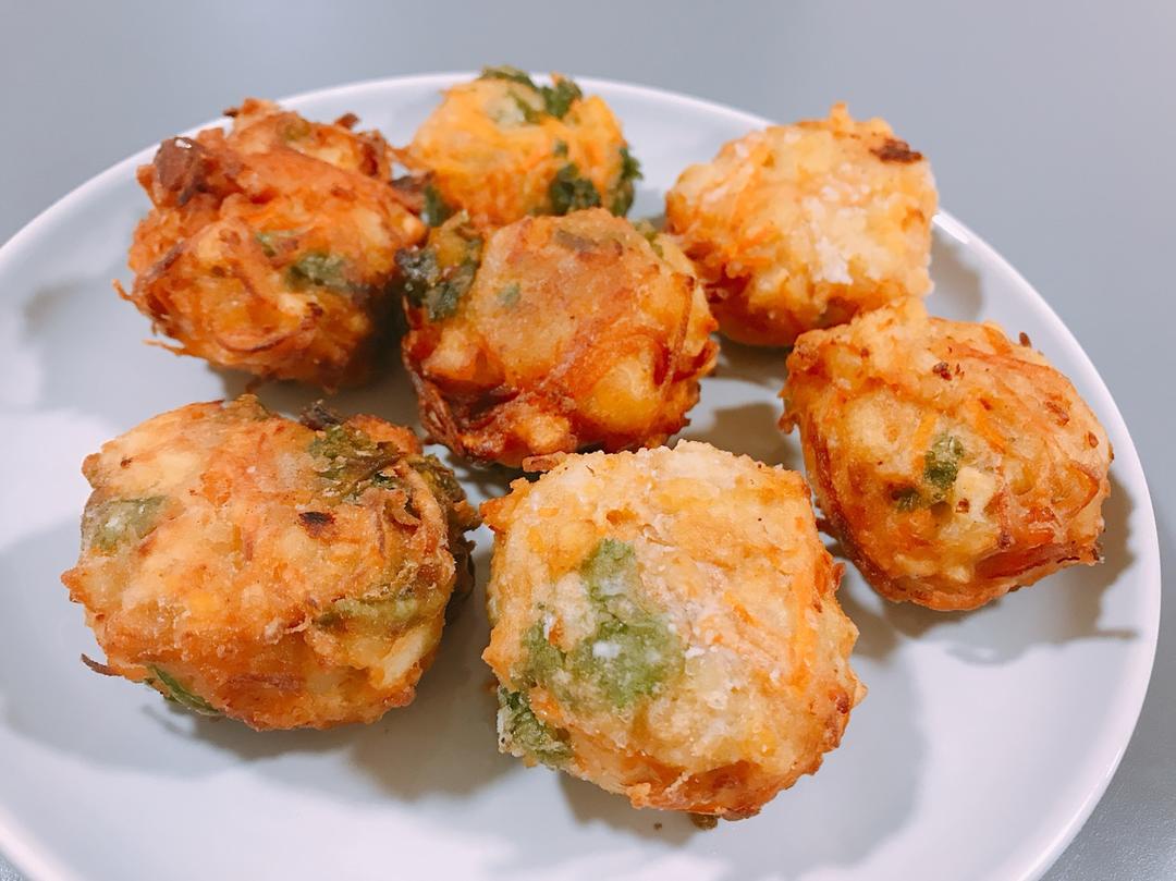 胡萝卜香菜素丸子
