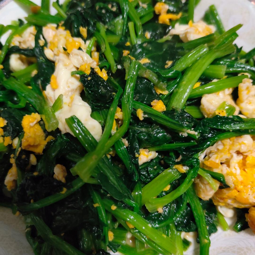 菠菜炒鸡蛋