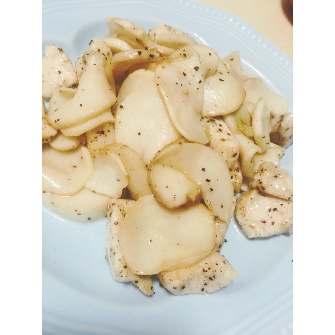 低卡减脂瘦身餐——杏鲍菇煎炒鸡胸肉