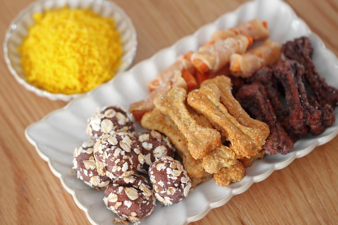 宠物零食—磨牙肉饼干