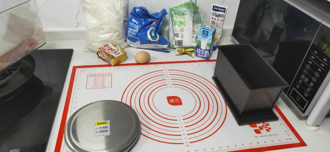 纯奶手撕吐司的做法 步骤1