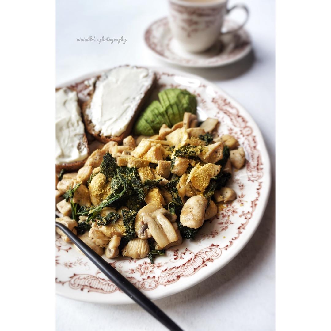 【健康三餐】蘑菇牛肉炒羽衣甘蓝