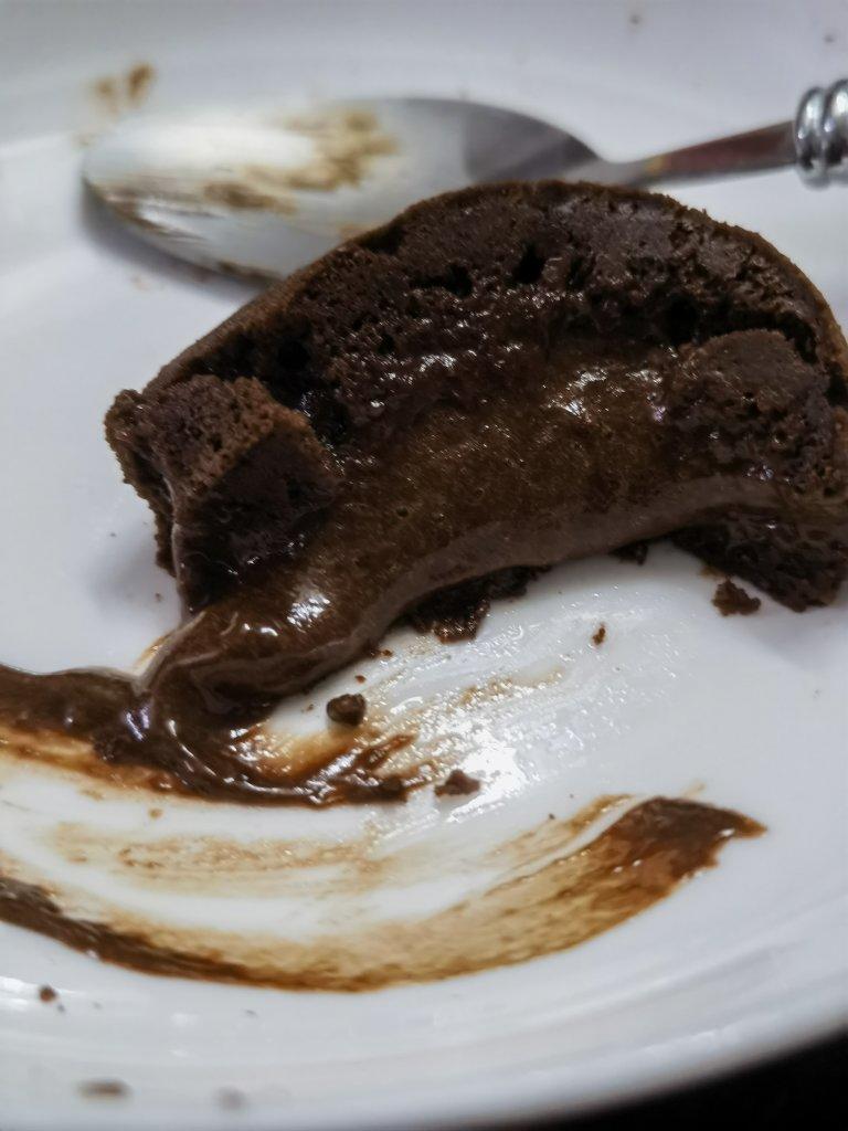 给妹子群的巧克力熔岩蛋糕