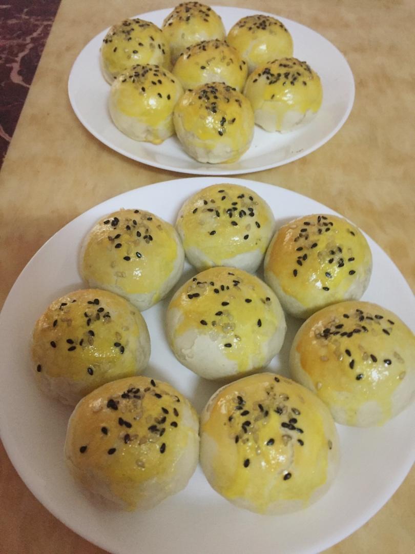 蛋黄酥