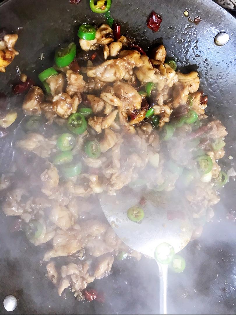 鸡肉菜谱1⃣️-辣炒鸡丁（米饭杀手）