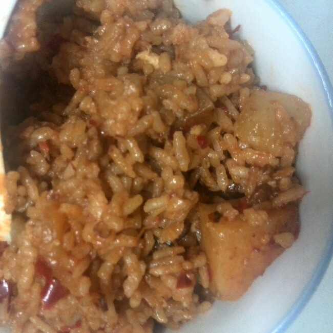 土豆焖饭（电饭锅版）