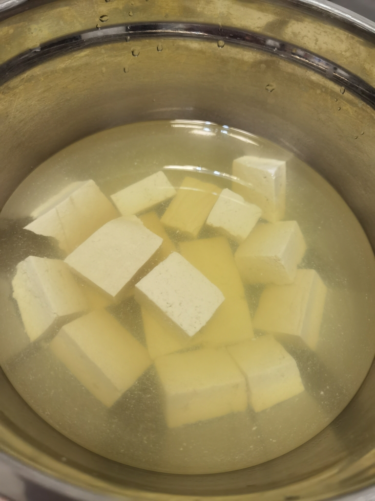 自制包浆小豆腐的做法 步骤1