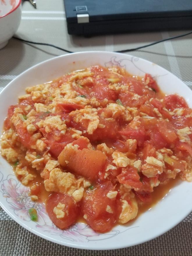 西红柿炒鸡蛋，姐夫帮你找到的最好吃的做法（超详细）的做法