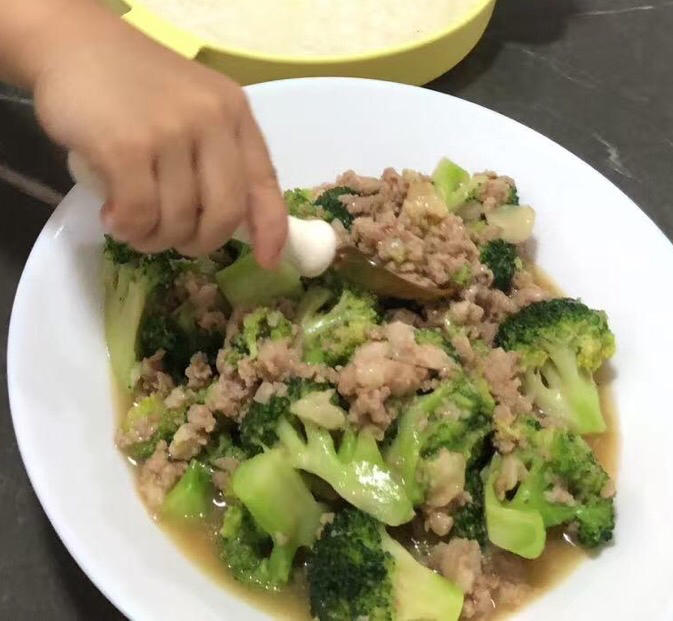 肉末西兰花