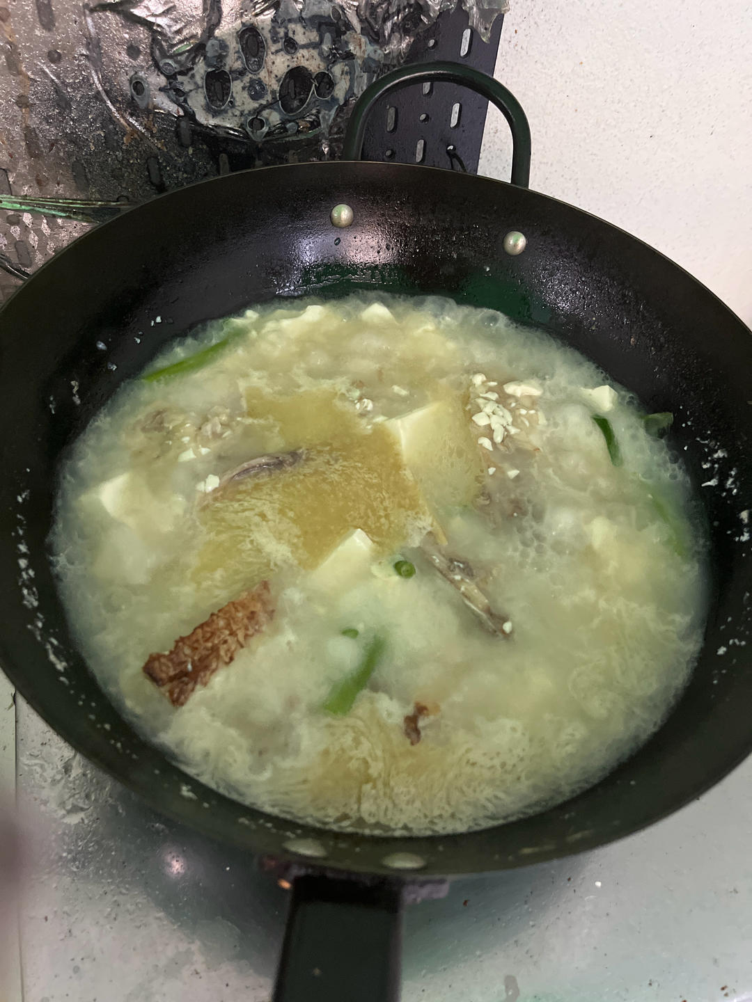 鱼头豆腐汤
