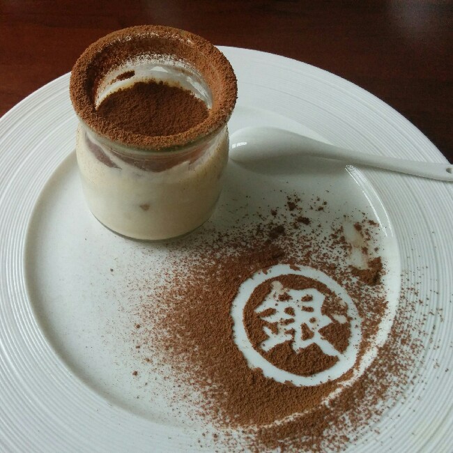 轻盈提拉米苏