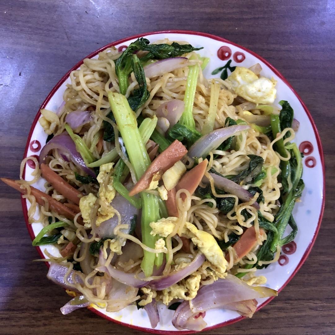 炒方便面￨幸福感爆棚