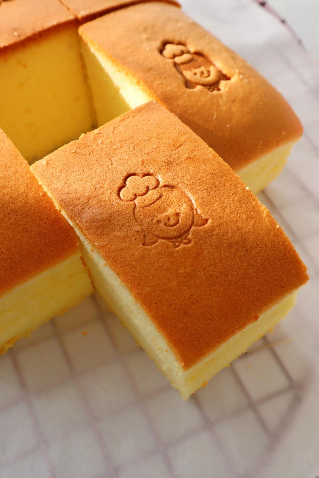 视频菜谱：口感温润的8寸古早蛋糕（8寸加高）