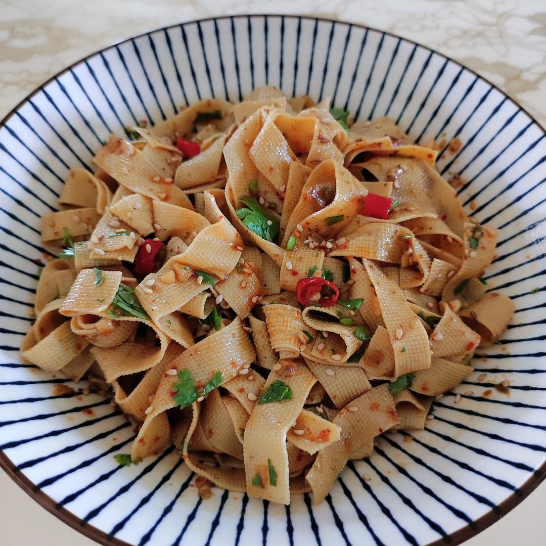 ‼️比辣条还好吃百倍〰️香辣豆皮✅零厨艺