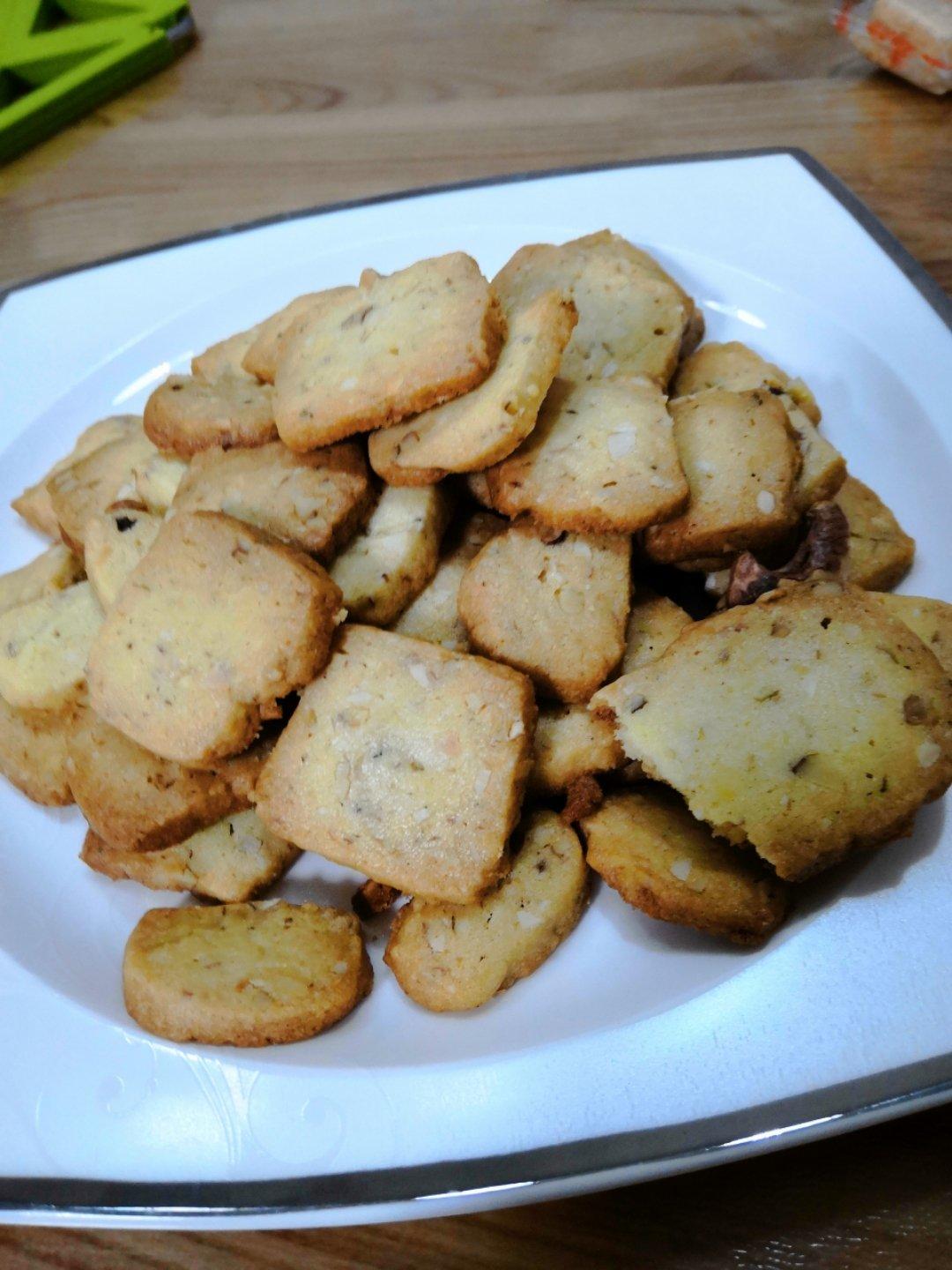 混合坚果黄油饼干