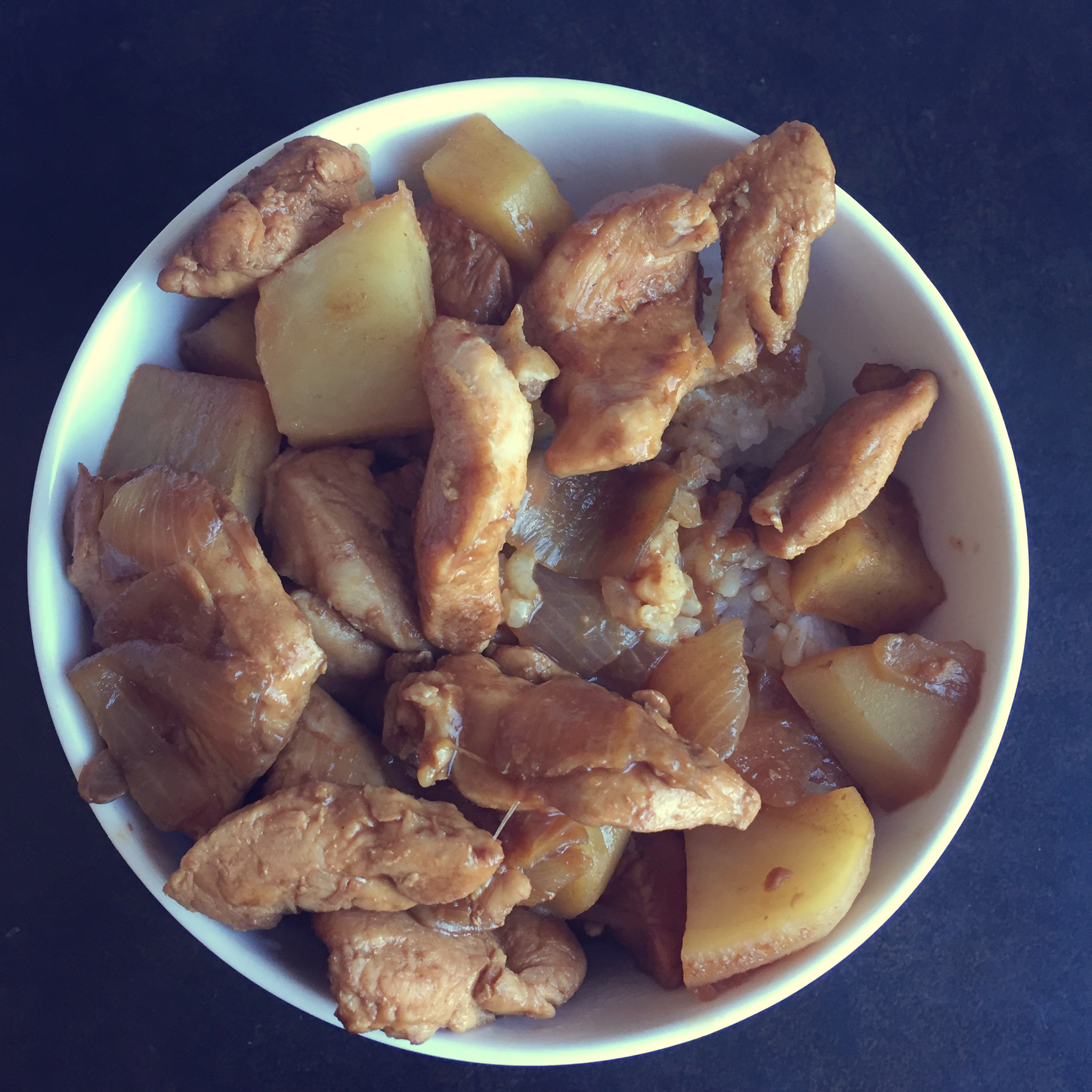 鸡胸肉炖土豆