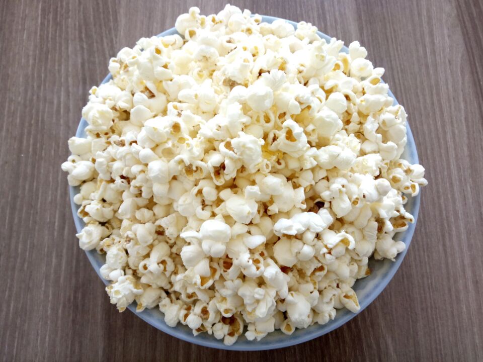 by冰莹做的锅爆玉米花