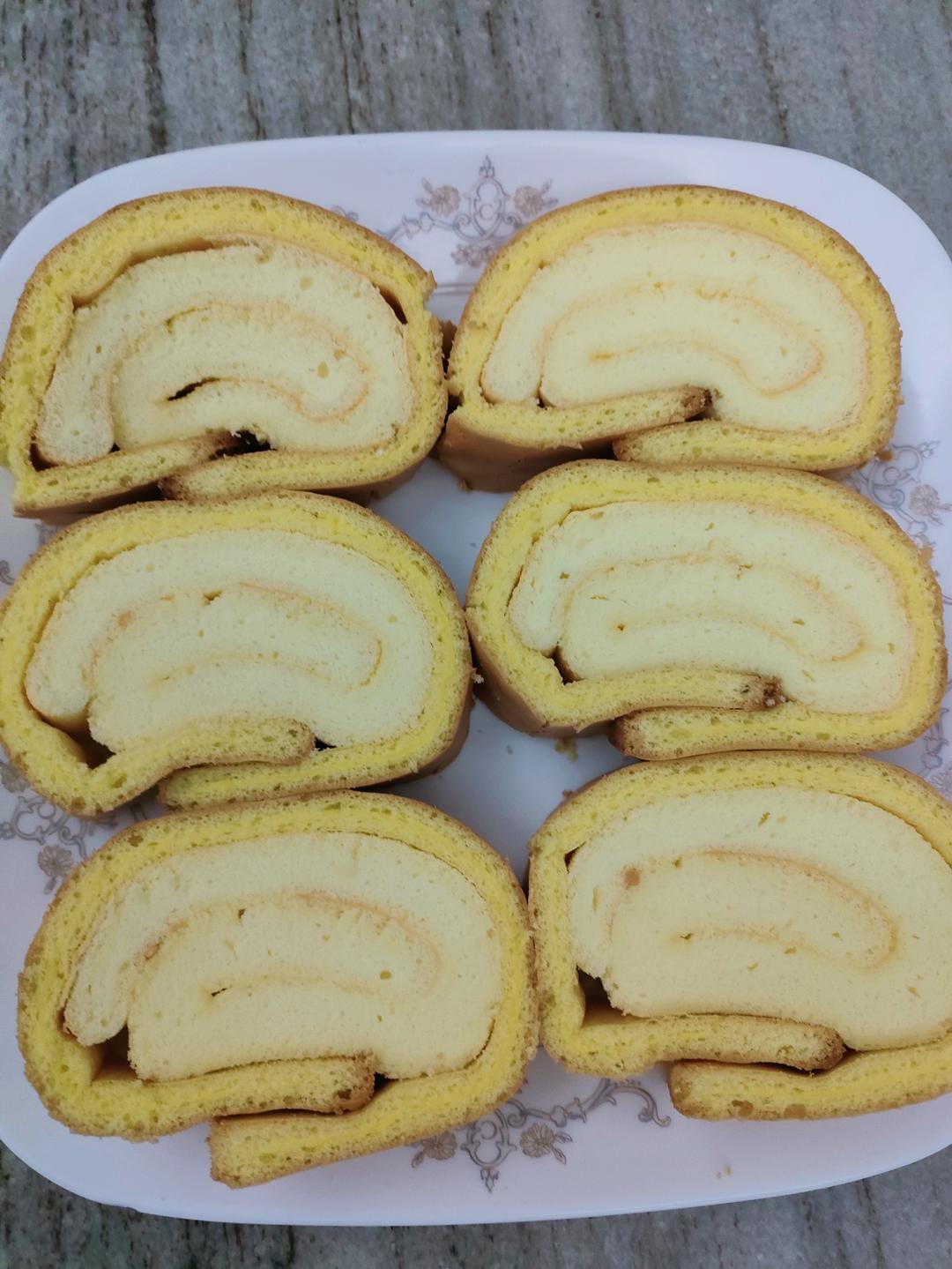 蛋糕卷这样做‼️不掉皮不开裂（小视频食谱）