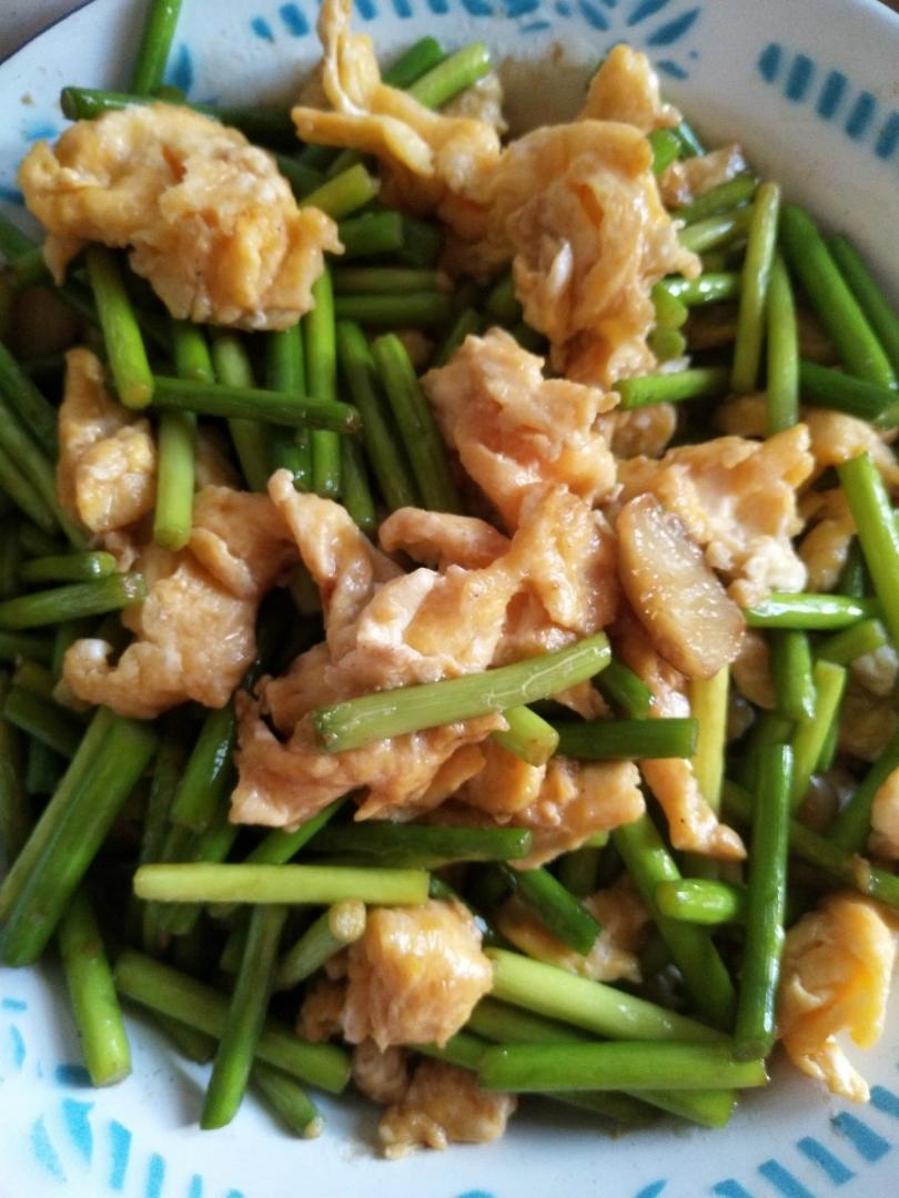 蒜薹炒鸡蛋