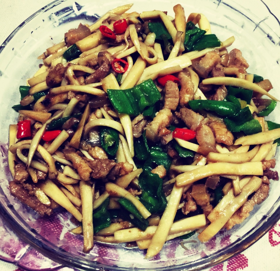 杏鲍菇炒肉丝