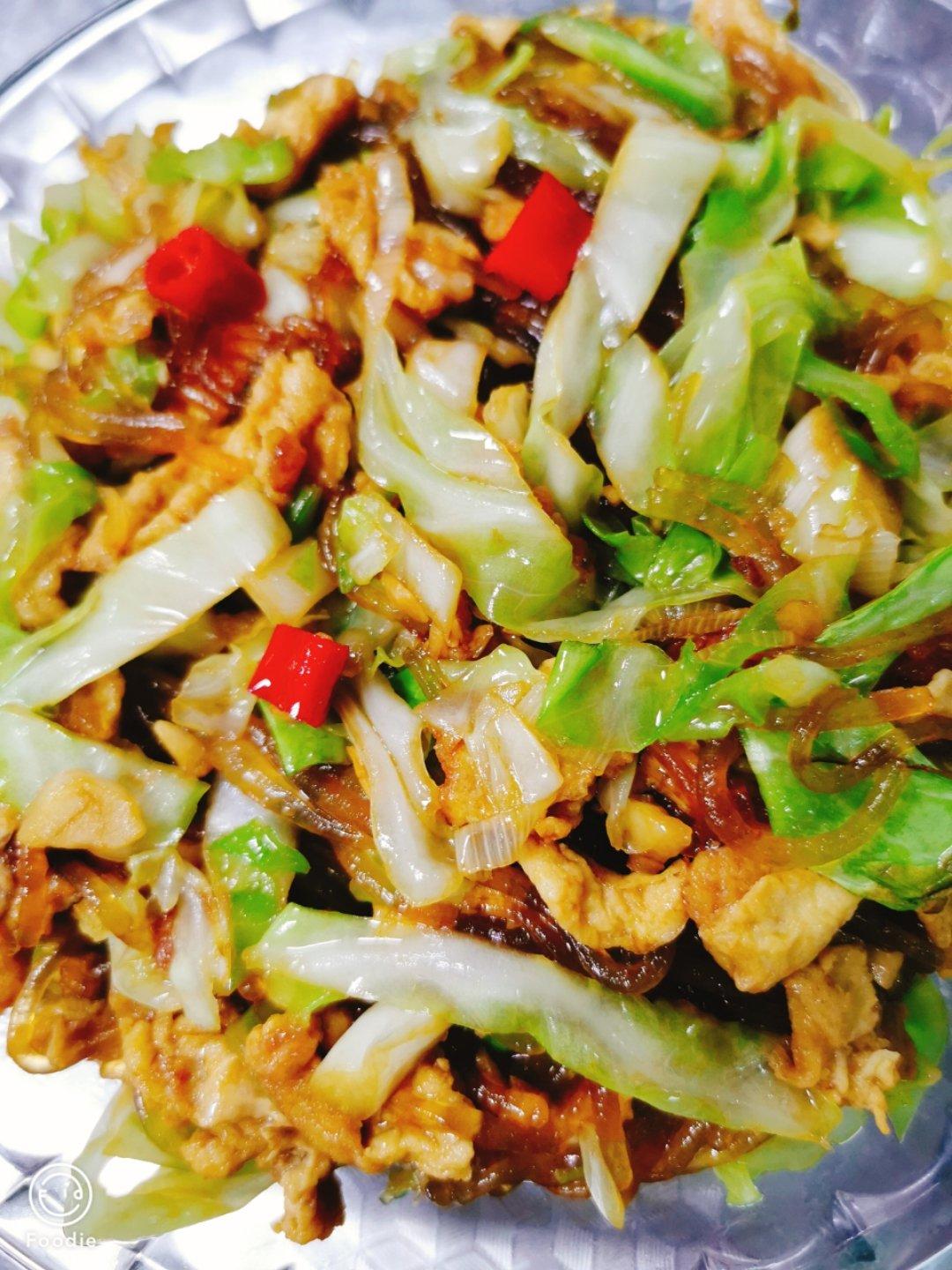 卷心菜炒粉丝 Glass noodles with Cabbage