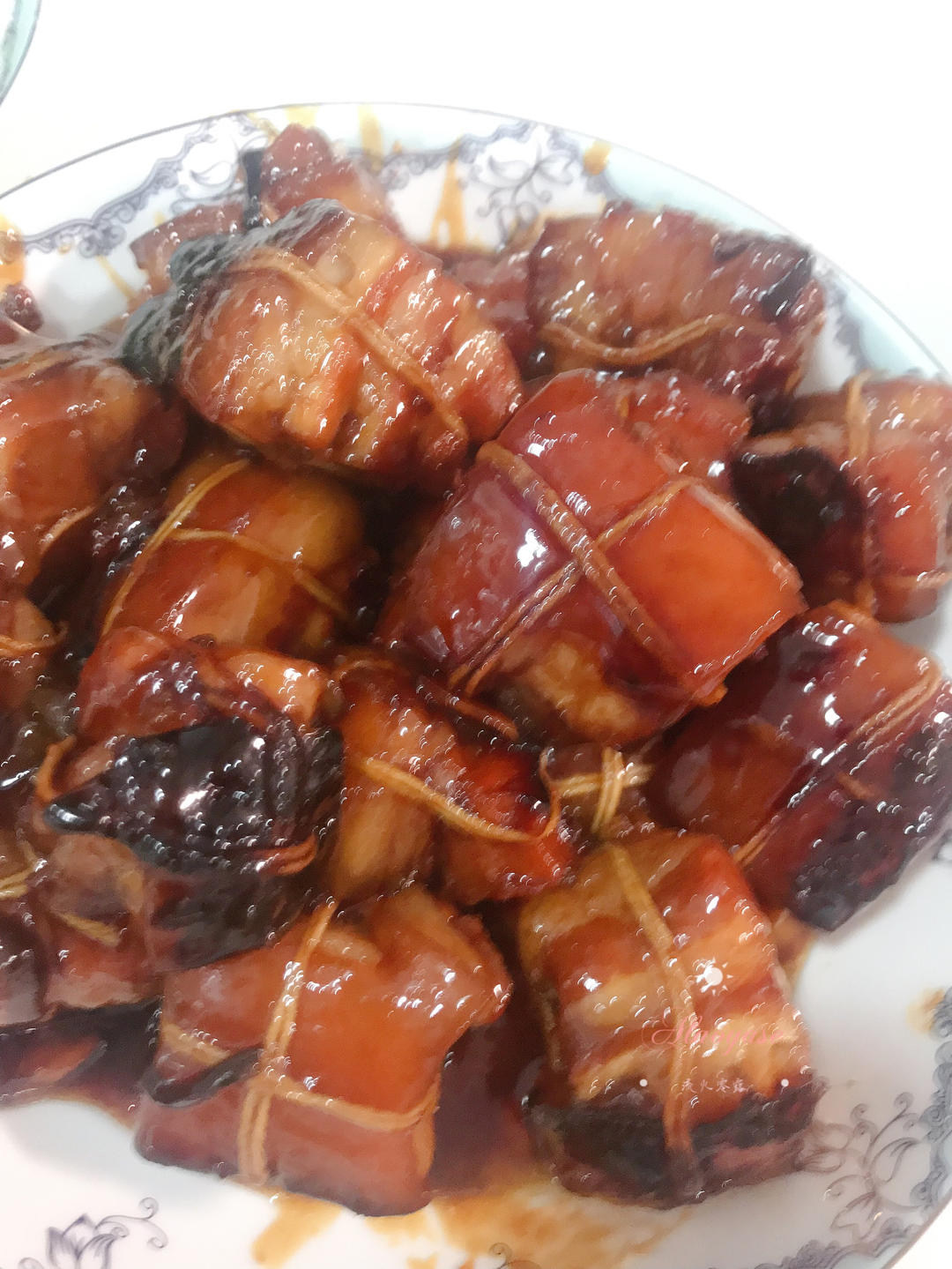 如何炖出不腻的东坡肉--酒店做法及家庭做法