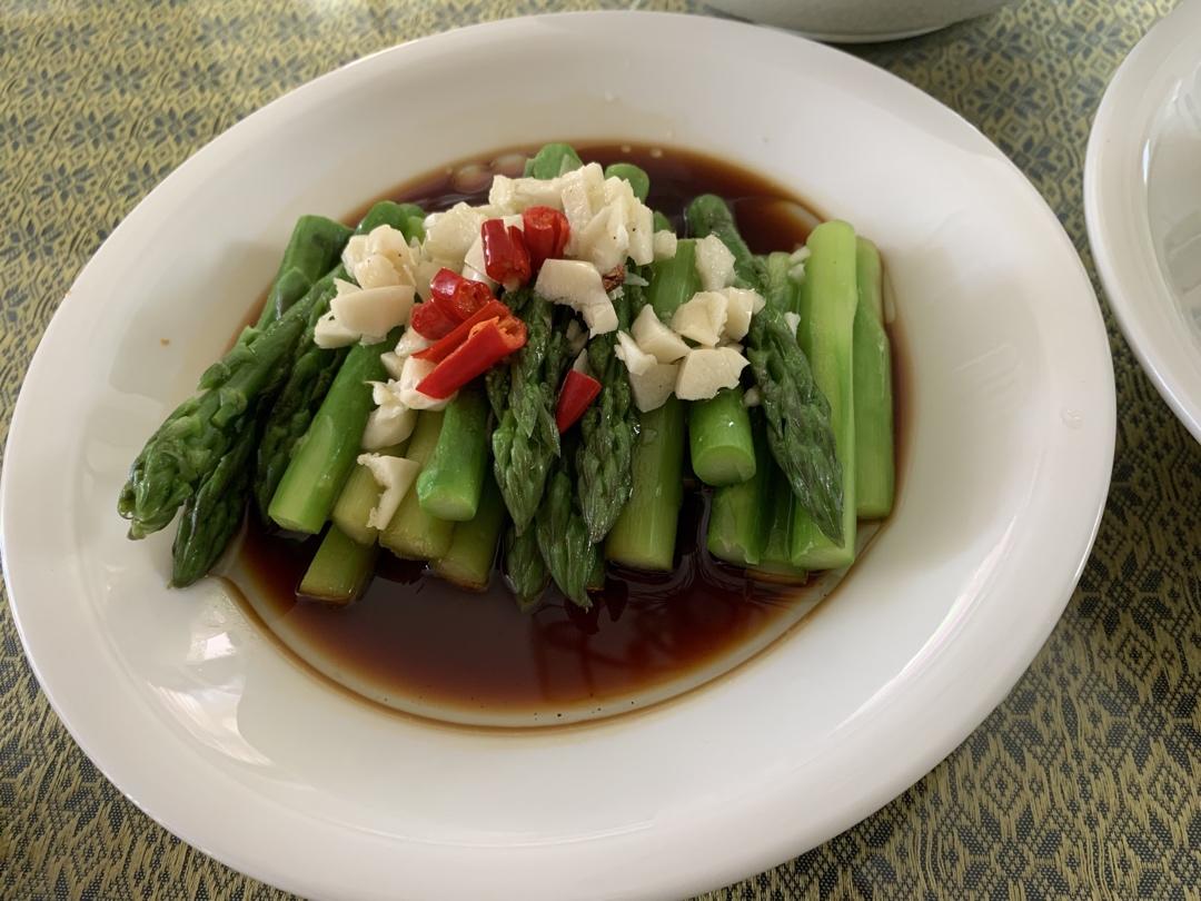鲜味油淋芦笋