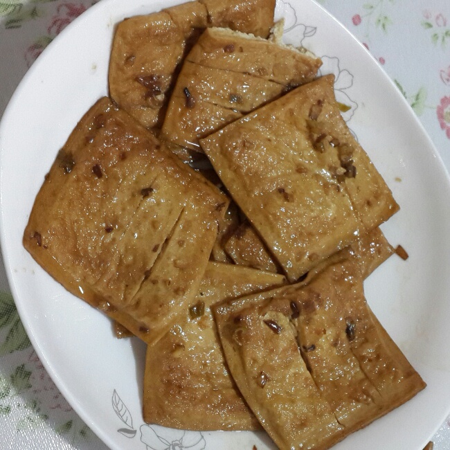 五香卤豆干