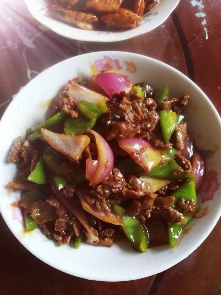 青椒炒牛肉