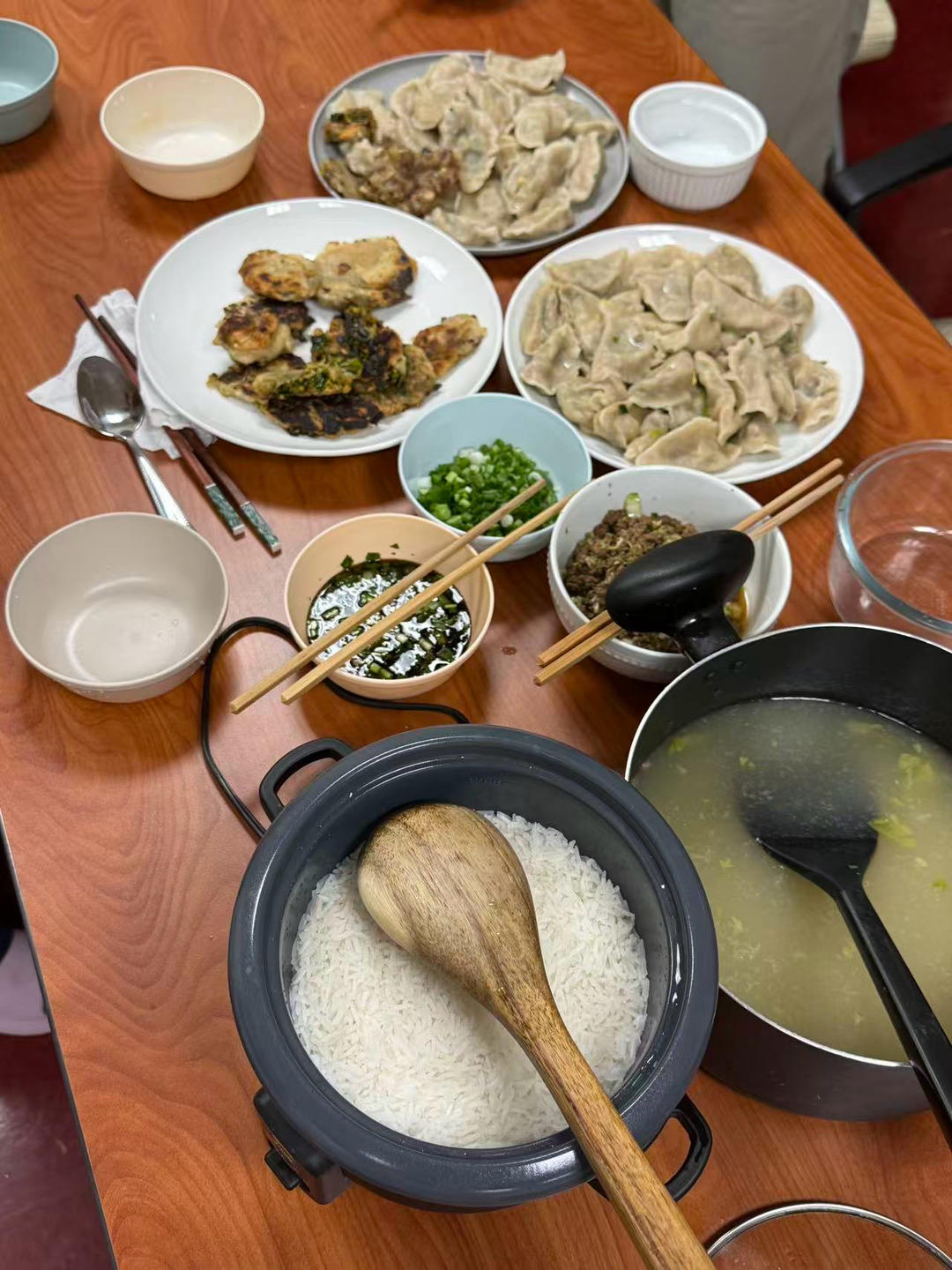 手工揉面三分钟，又韧又薄又好包的饺子皮