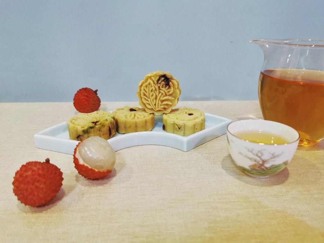 融在舌尖的奶香绿豆糕