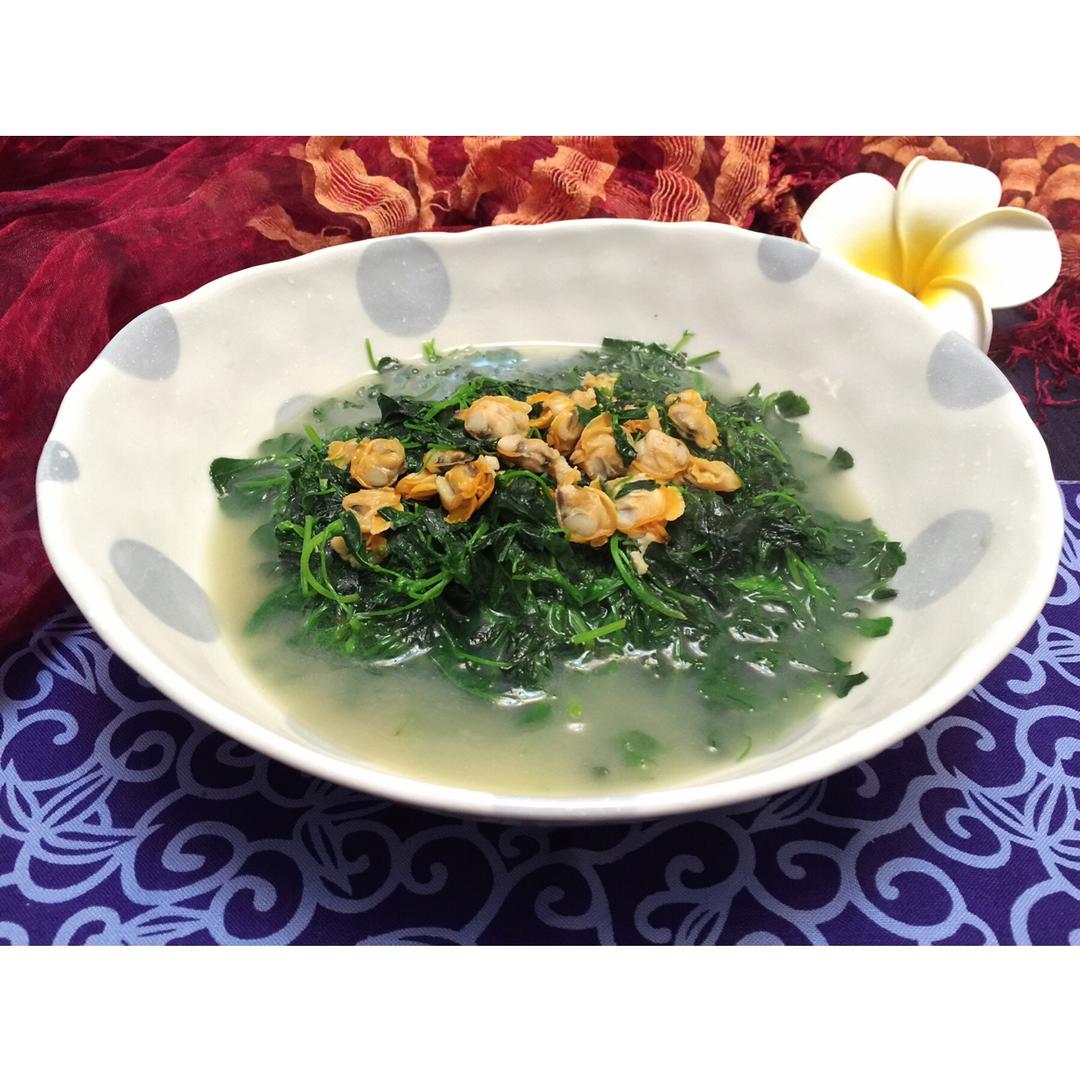 轻歌曼舞的猪做的上汤金花菜(上汤草头,秧草)