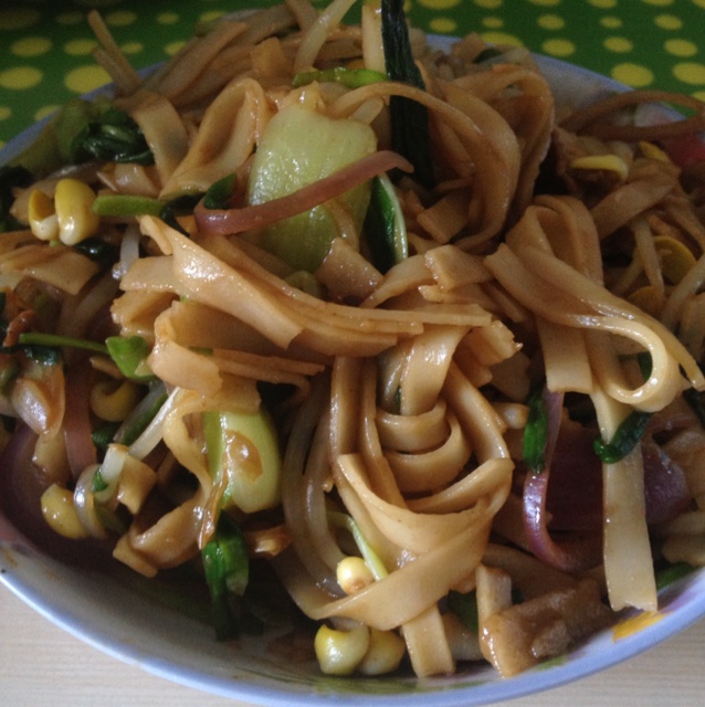 牛肉炒河粉