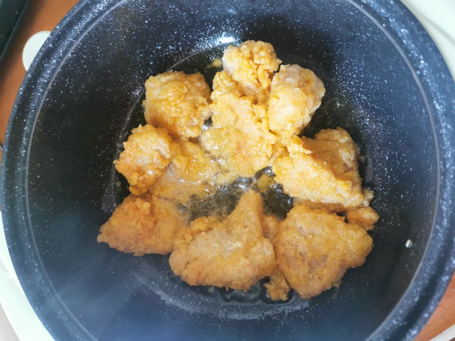 韩式炸鸡炒年糕的做法 步骤5