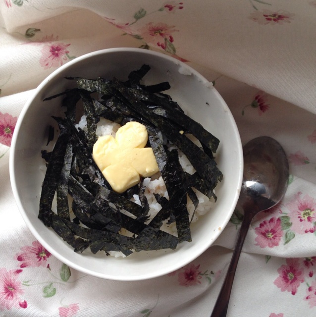 《深夜食堂》黄油拌饭