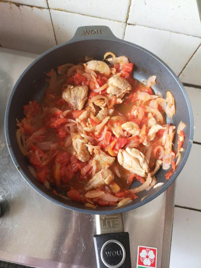 番茄炖鸡胸丨健康·三餐