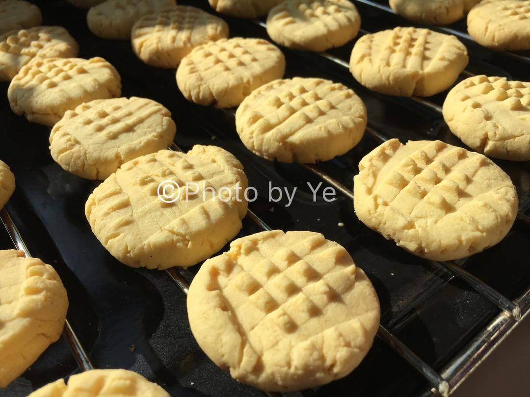 宝宝辅食：奶香小饼干