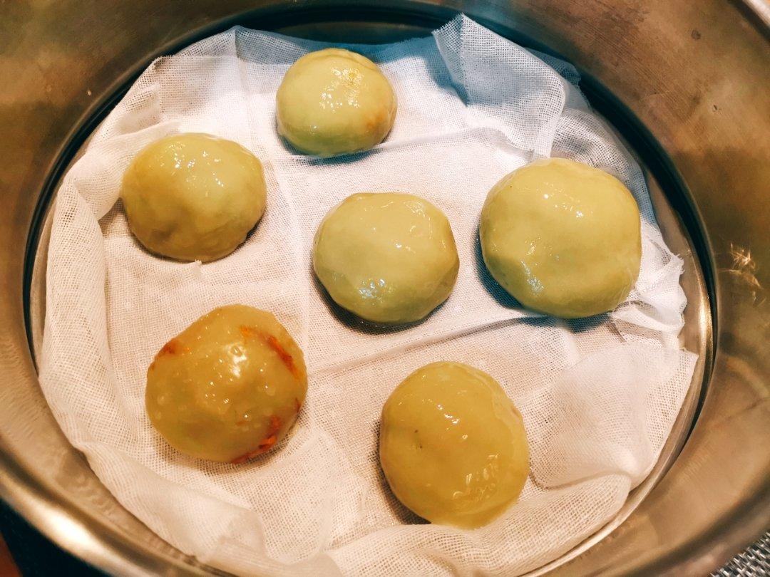 网红青团～～咸蛋黄肉松青团