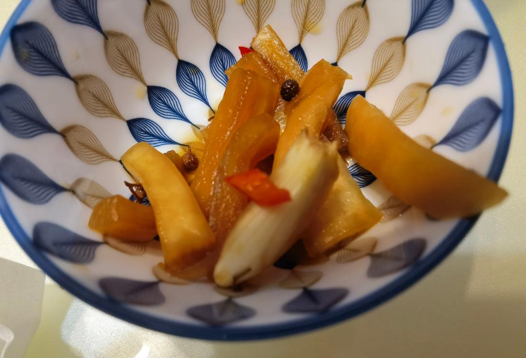 爽脆酱萝卜