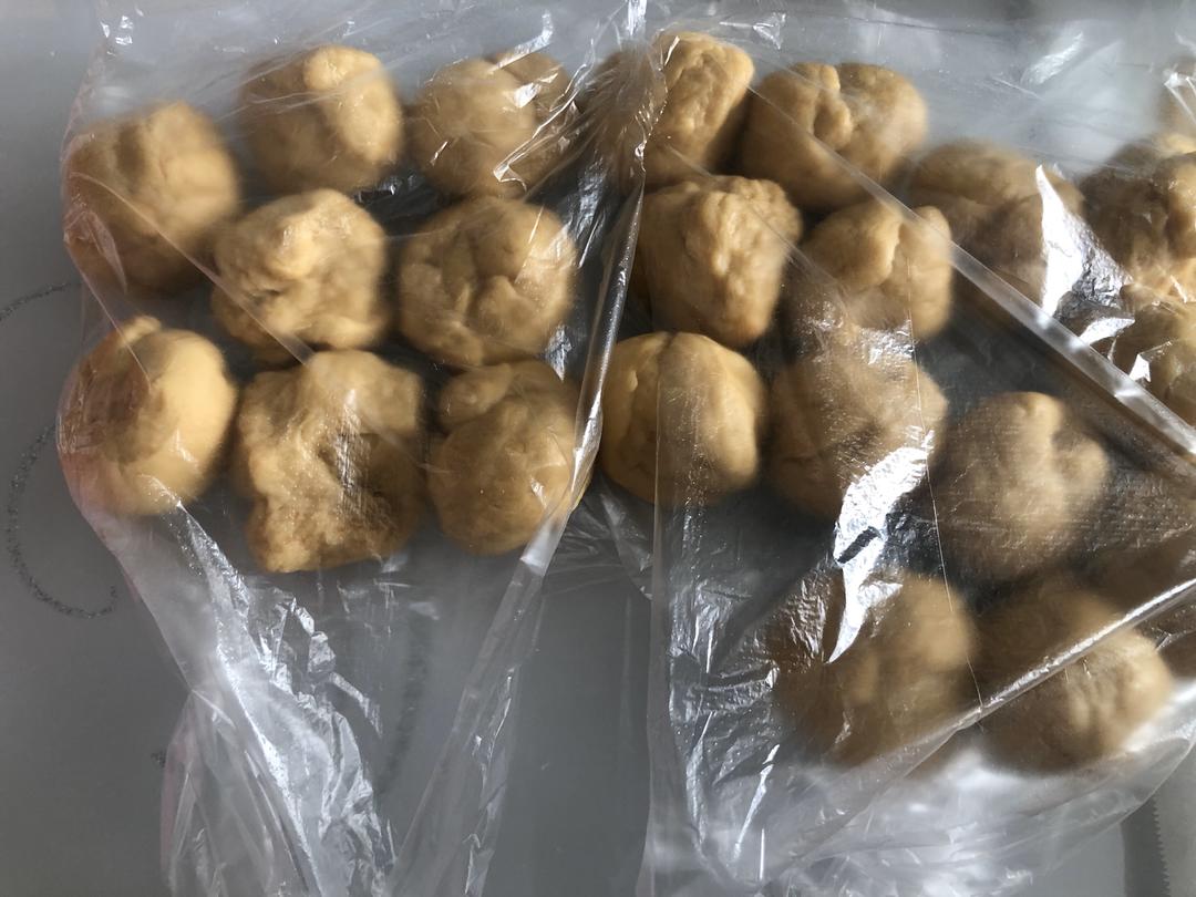 简单红糖肚脐饼的做法 步骤4