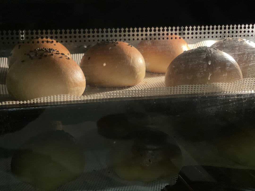 手揉面包详细贴:红豆面包