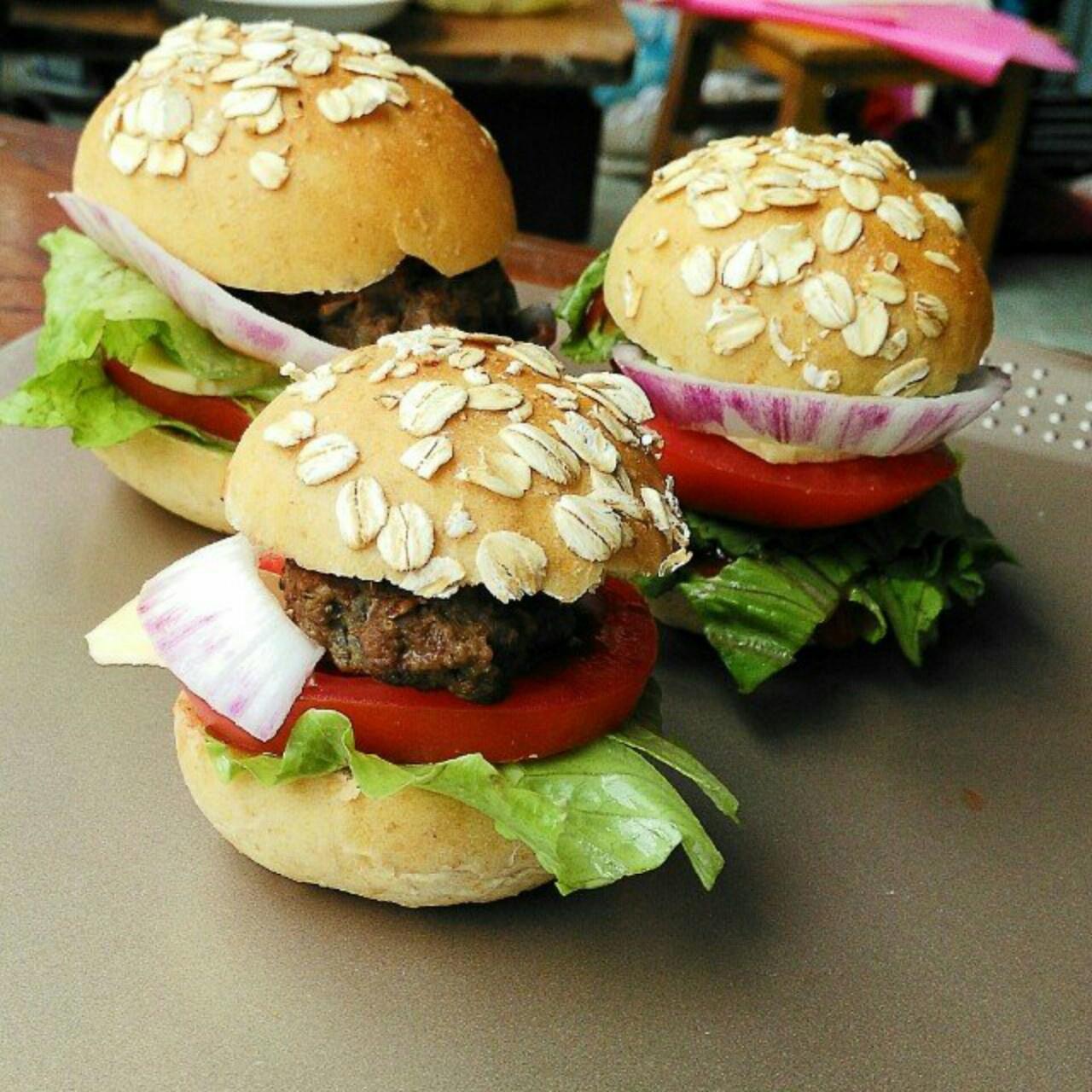 全麦汉堡包——媲美麦当劳的健康快餐的做法